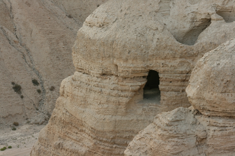 Qumran Höhle Nr. 4 - Qumran, Kumran, Höhle 4, Mergelplateau, Qumranschriften, kostenlos, download Qumran Höhle Nr. 4
