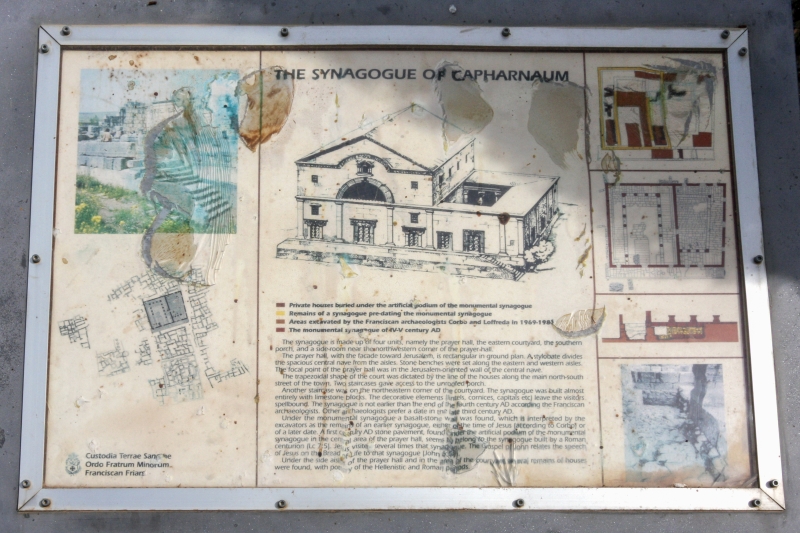 Schild der Synagoge in Kapernaum